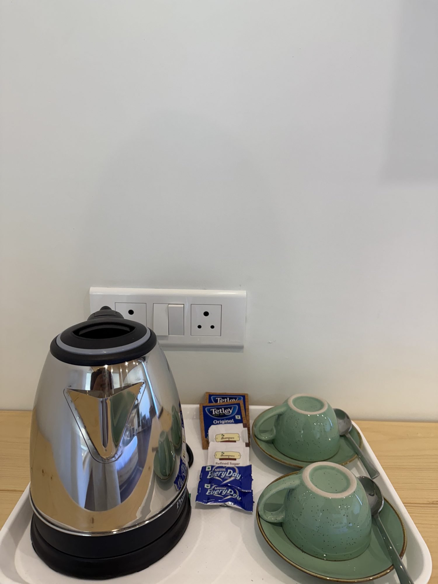 The tea tray in every room